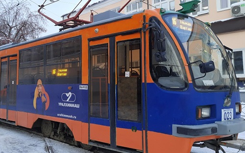 Полное брендирование трамвая Уралхиммаш